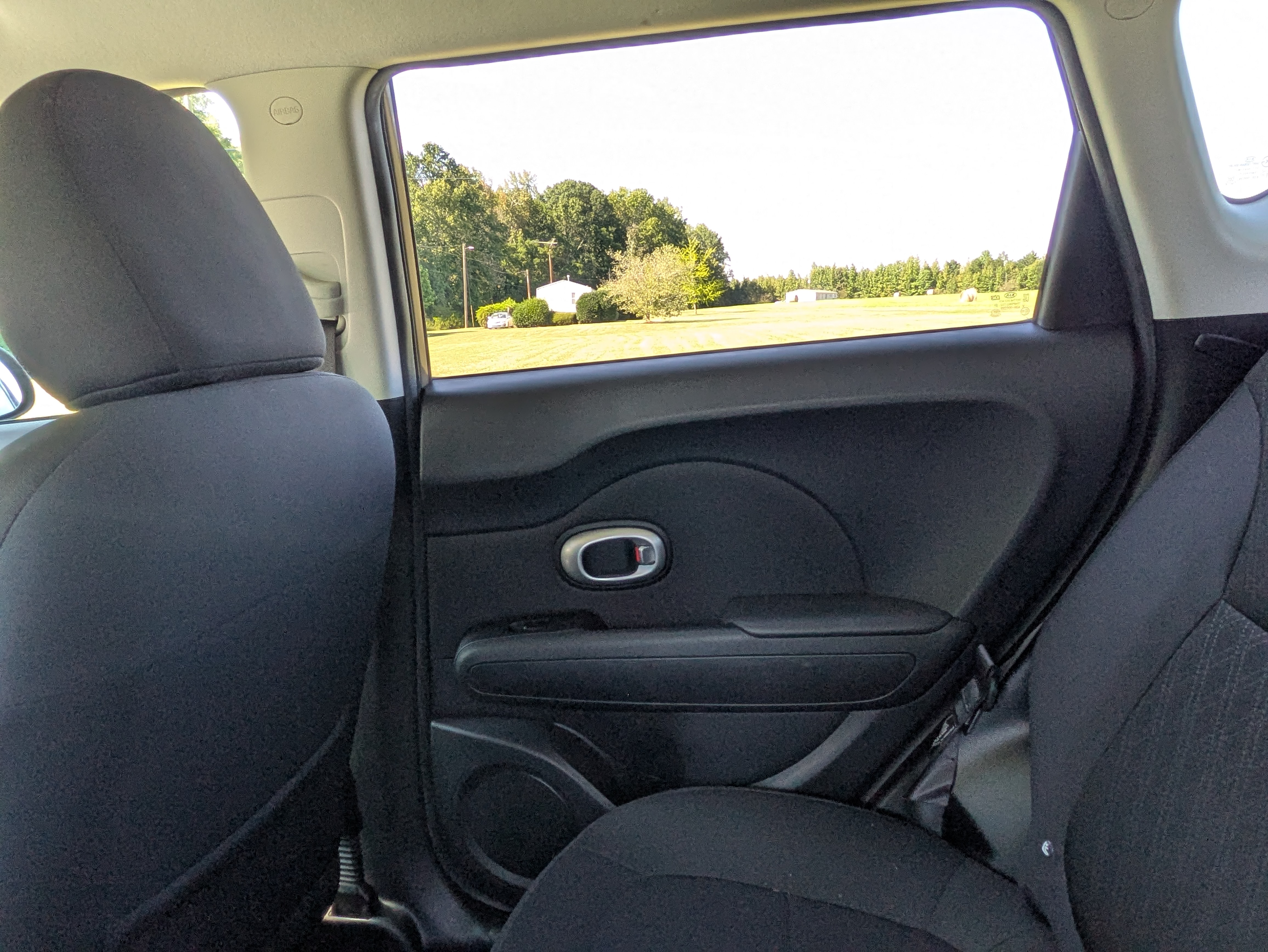 Kia Soul rear seat view 3