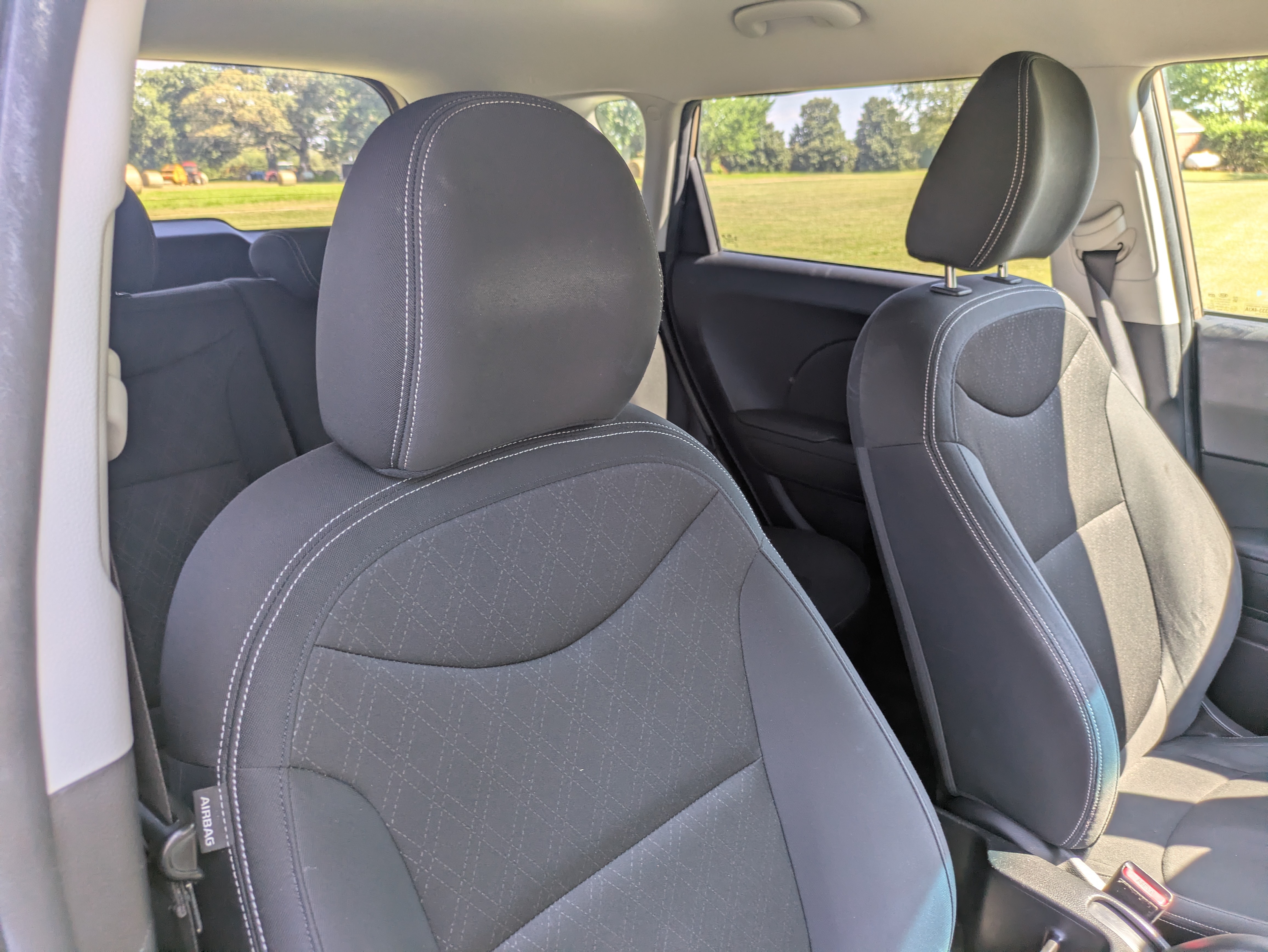 Kia Soul front seats