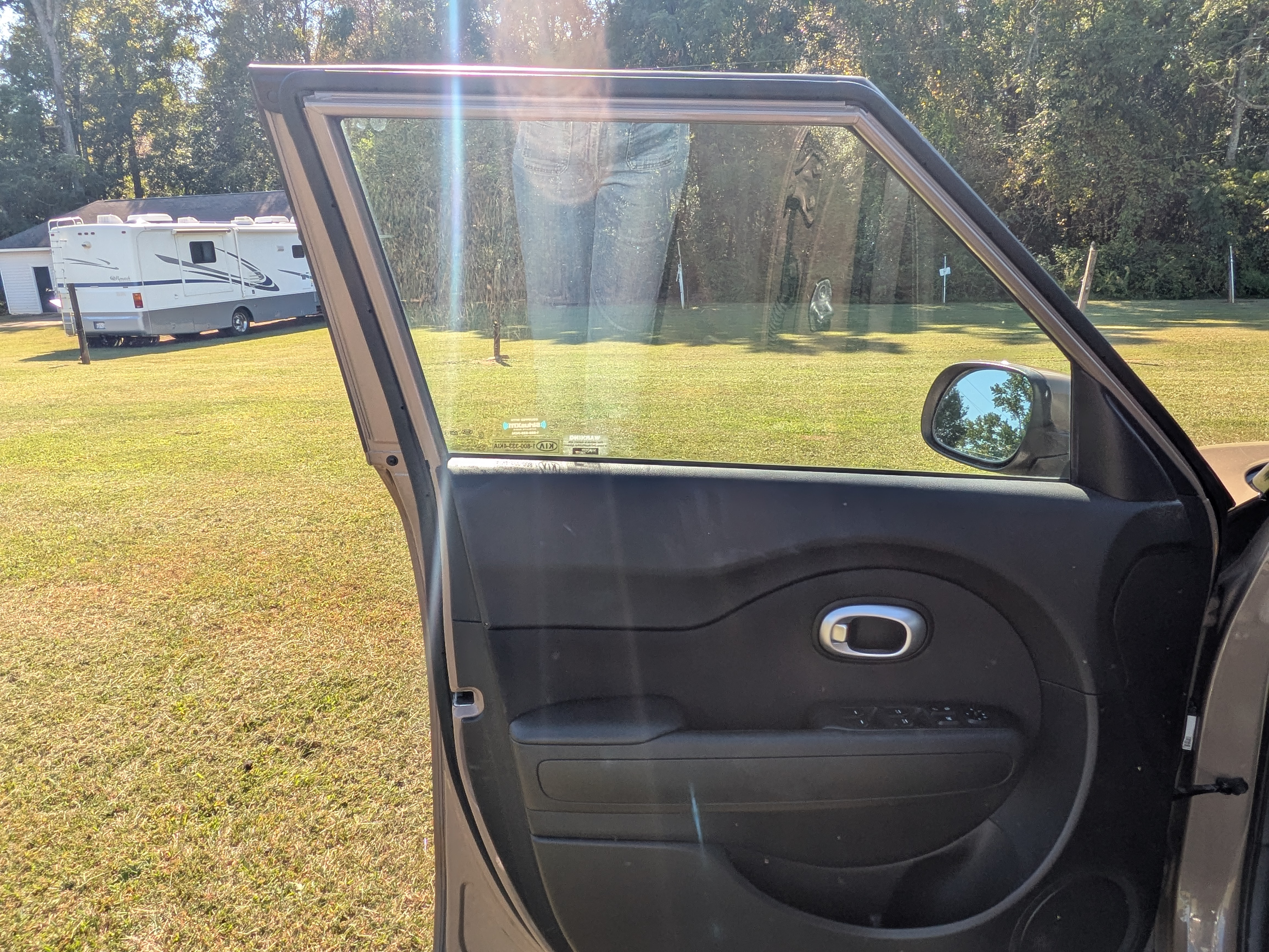 Kia Soul driver door interior