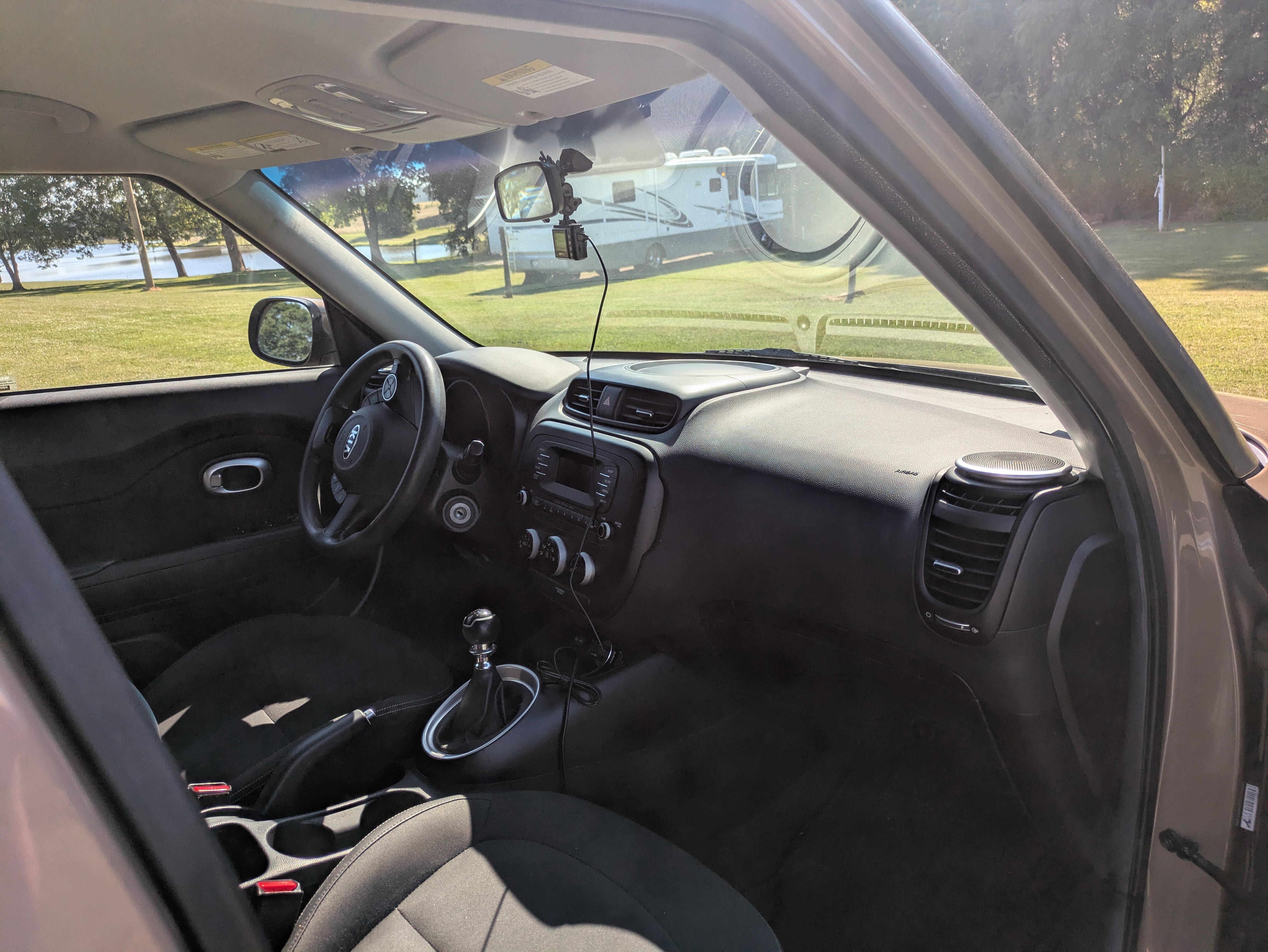 Kia Soul front seats detail