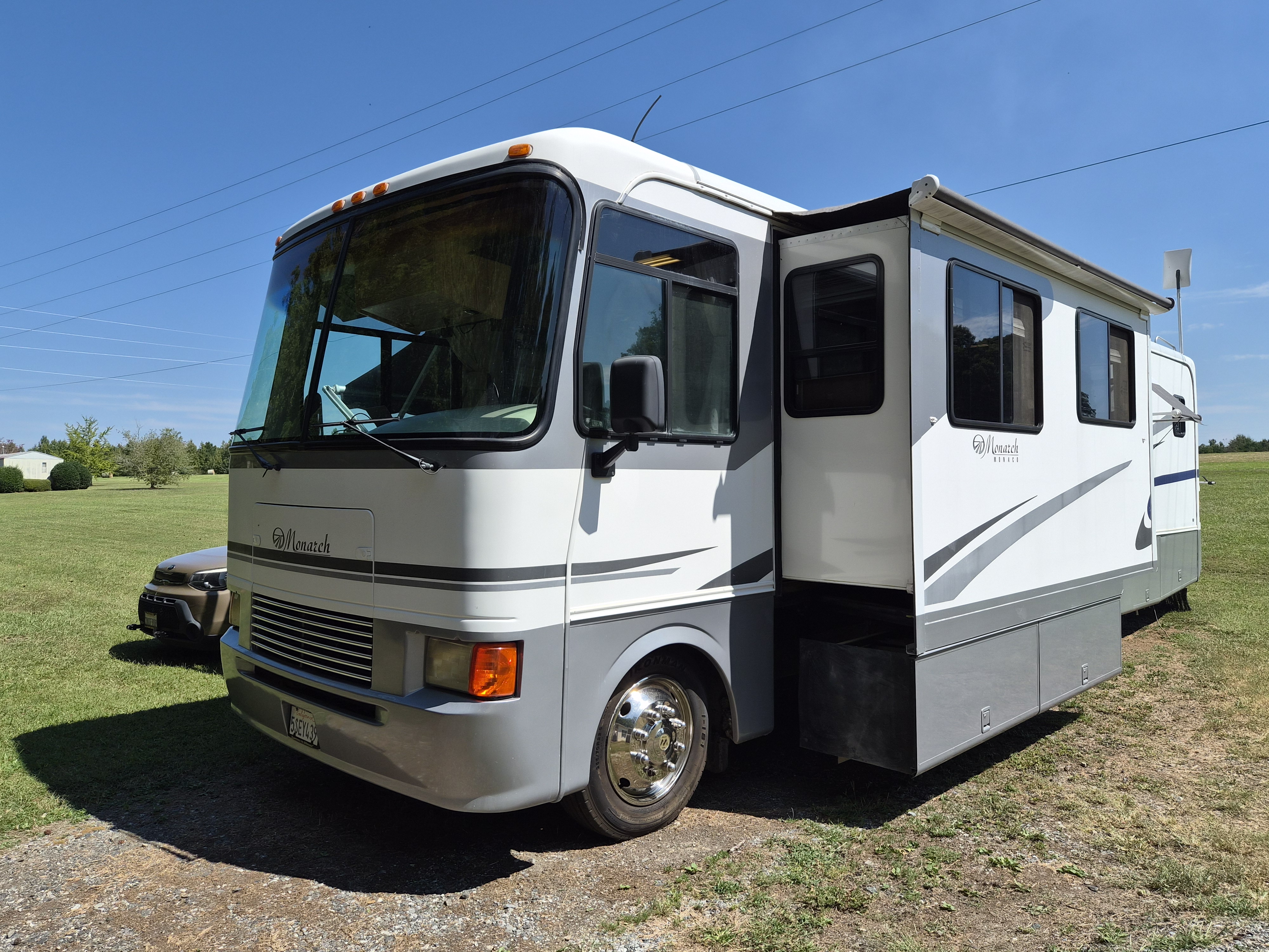 RV exterior angle view